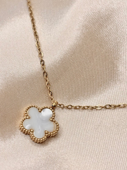 White Floral Pendant & Necklace